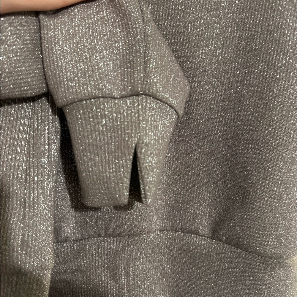 SPANX Shimmer Half-Zip Pullover - Dusty Mauve Size Small LIKE NEW - Picture 6 of 9